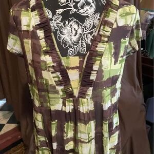 Liz And Co Size Extra Large, Women’s PullOver Blouse 42" Bust 25" L